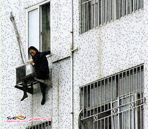 تصاویر دختری که می‌خواست از بالای ساختمان خودکشی کند اما بین راه پشیمان شد!!