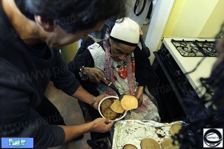  اشکهای یک زن 101 ساله ناتوان برای اخراج از خانه اش +عکس
