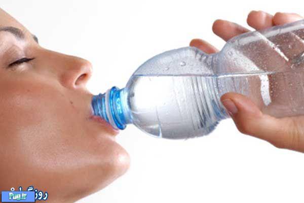 یک لیتر آب معدنی در روز می تواند شما را از خطر زوال ذهنی نجات دهد