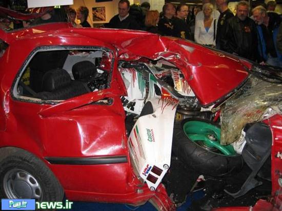 تصادف عجیب و شگفت انگیز یک موتور هوندا با فولکس واگن!! + عکس  