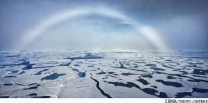 تشکیل رنگین‌کمان سفید رنگ در قطب شمال